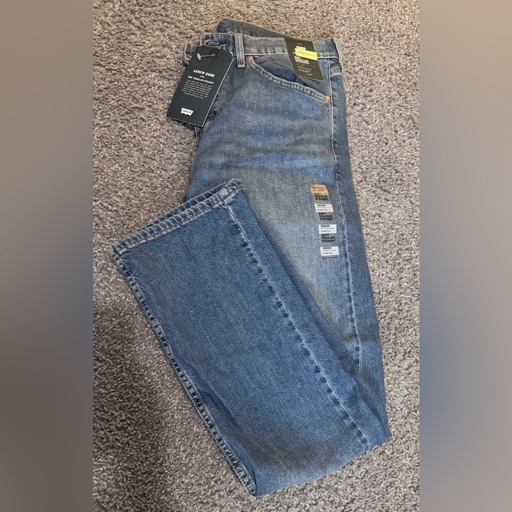 NWT Men’s Levi's 505 Regular Straight Fit Light Blue Jeans 34x34